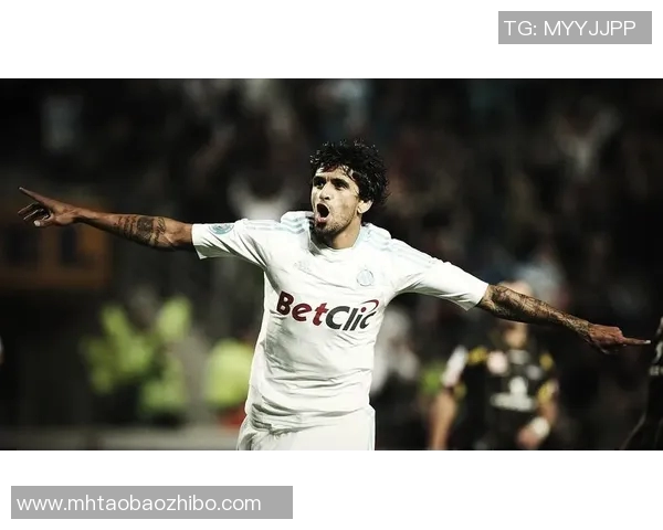 初代足球巨星回顾：那些奠定足球历史基础的传奇人物与经典瞬间